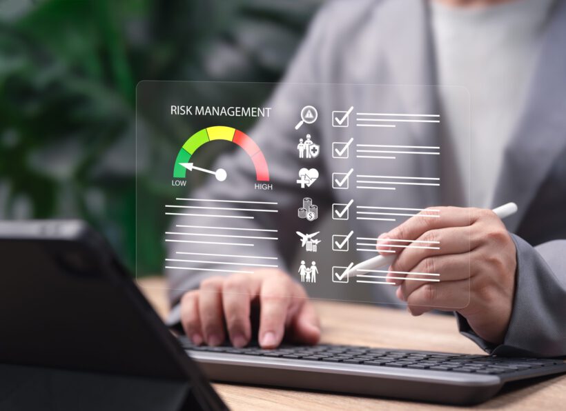 Risk,Management,Concept,,Businessman,Reviewing,Checklist,Of,Potential,Risk,financial,,Business